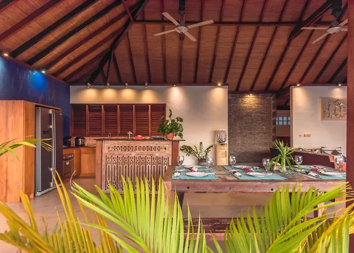 Mia With Amazing Pool Villa