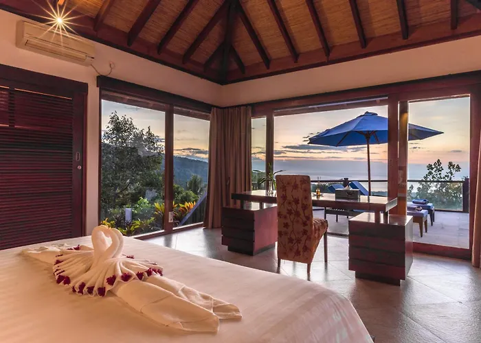 Mia With Amazing Pool Villa