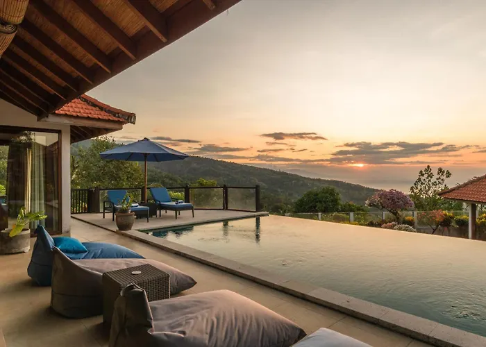 Mia With Amazing Pool Villa Lovina Beach